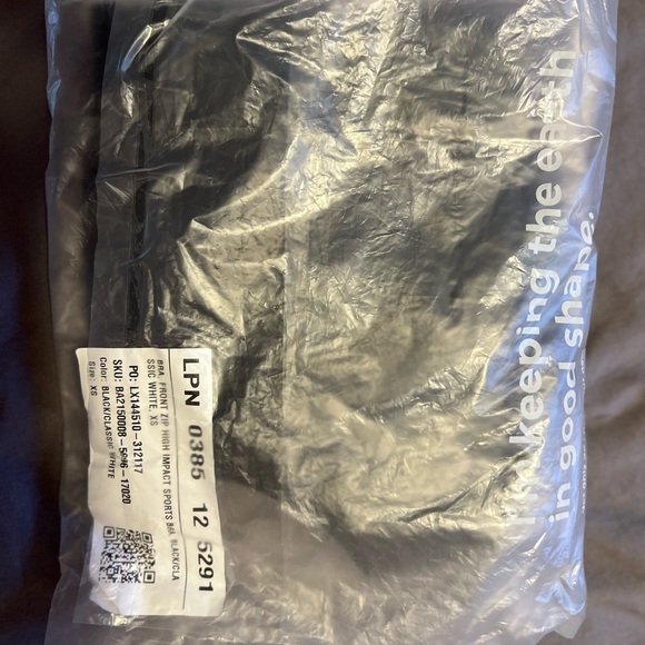 Front Zip High Impact Sports Bra - Picture 4 of 4